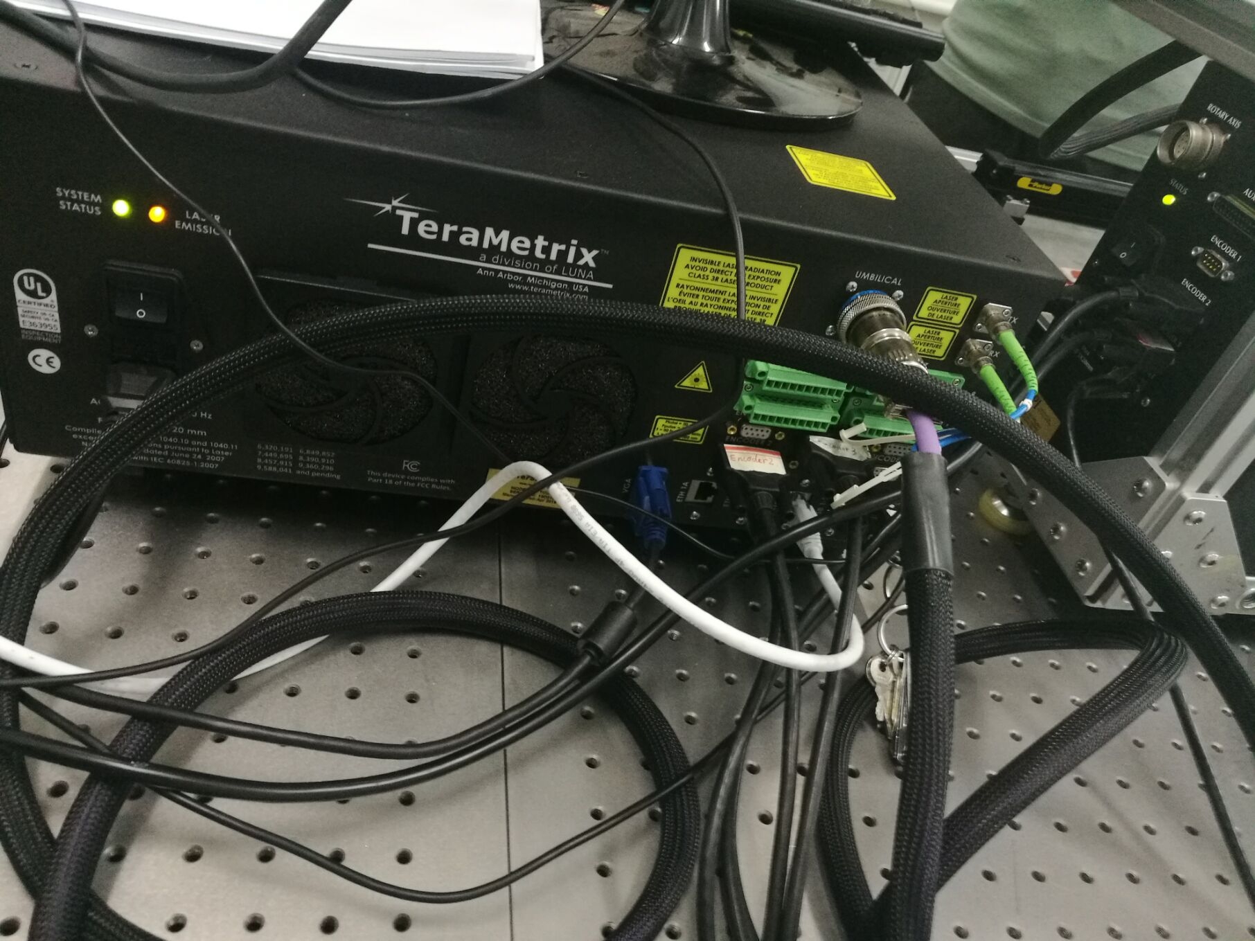 太赫茲時(shí)域光譜系統(tǒng)